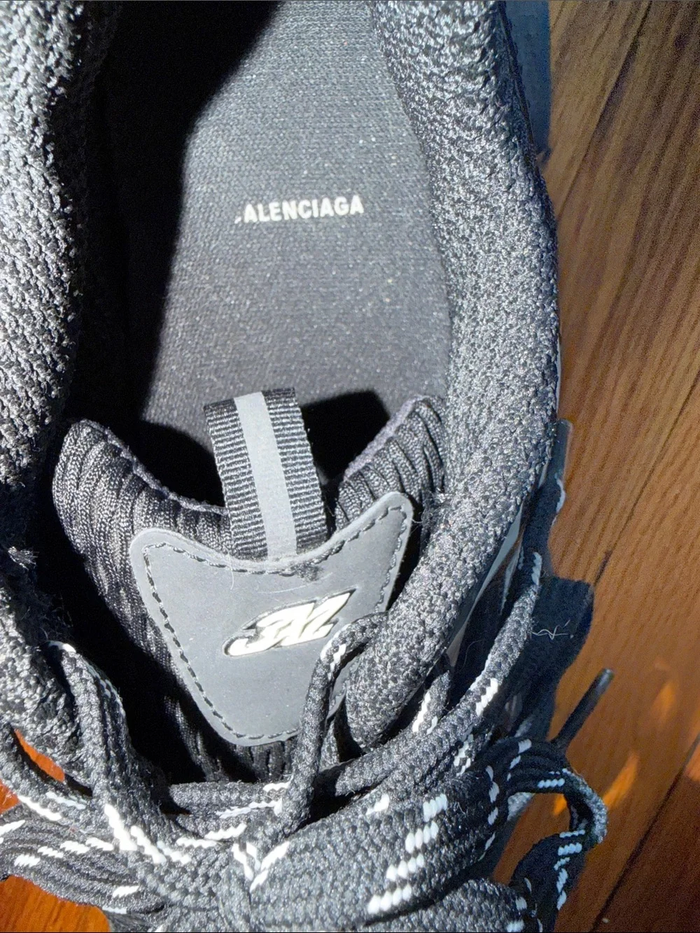 Men's Balenciaga 3XL - Picture 5 of 12